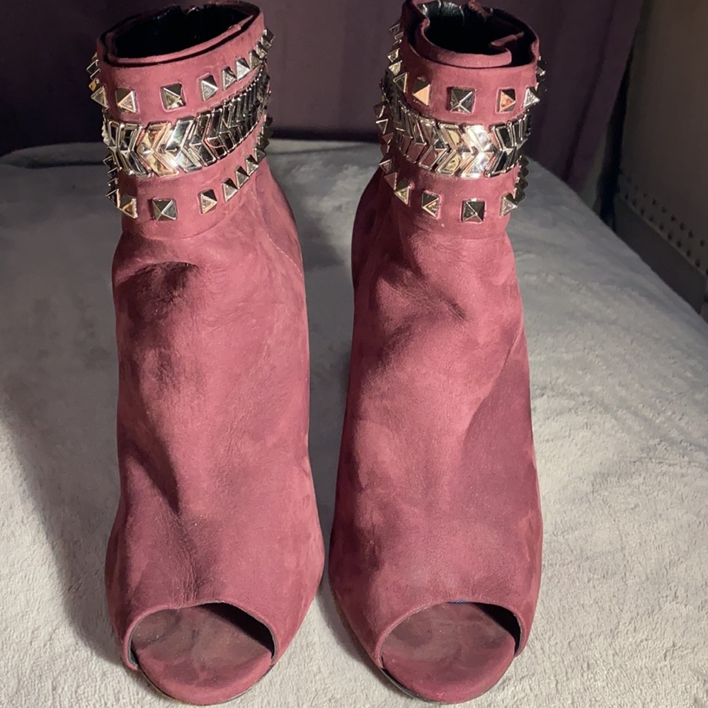 Schultz booties - Picture 3 of 4